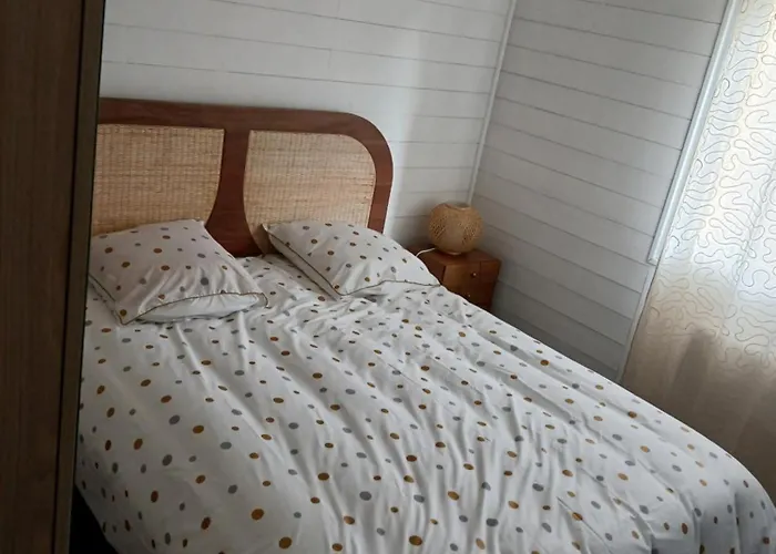 Independant * Yvré-lʼÉvêque