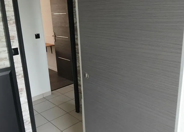 Independant * Yvré-lʼÉvêque